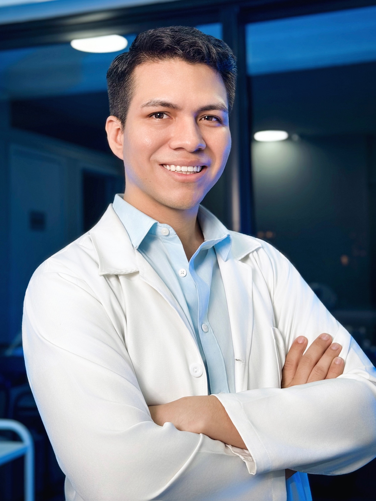 Dr. Victor Hugo Cuellar Hoyos